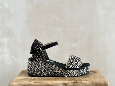Alpargata ALAITZ HAJAR Negro