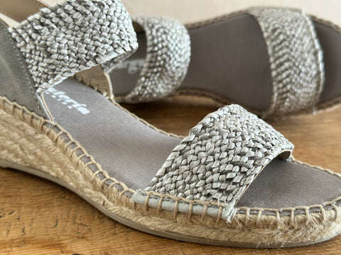 Alpargata MIORA GRIS