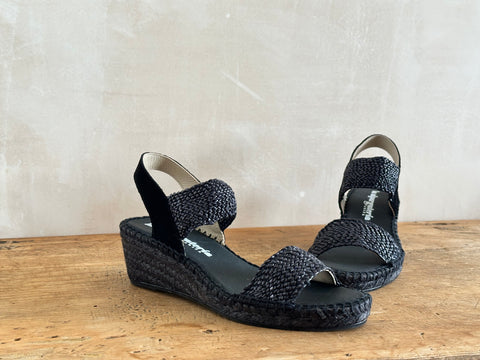 Alpargata MIORA NEGRO